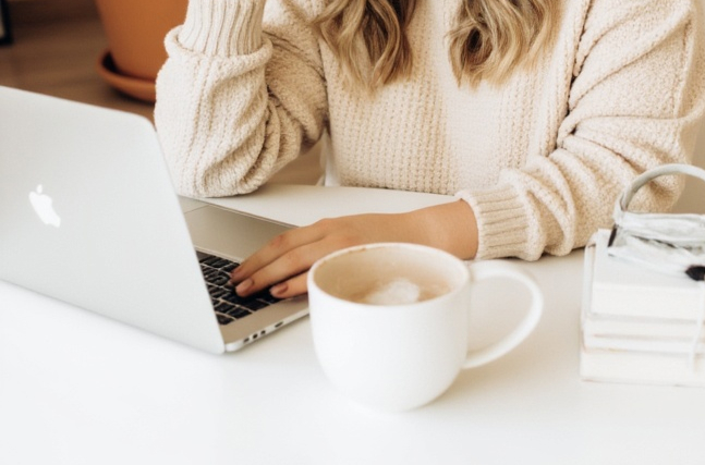 How to add an Instagram feed to Showit